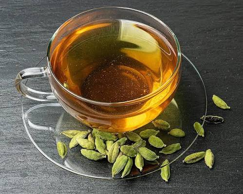 Cardamom tea