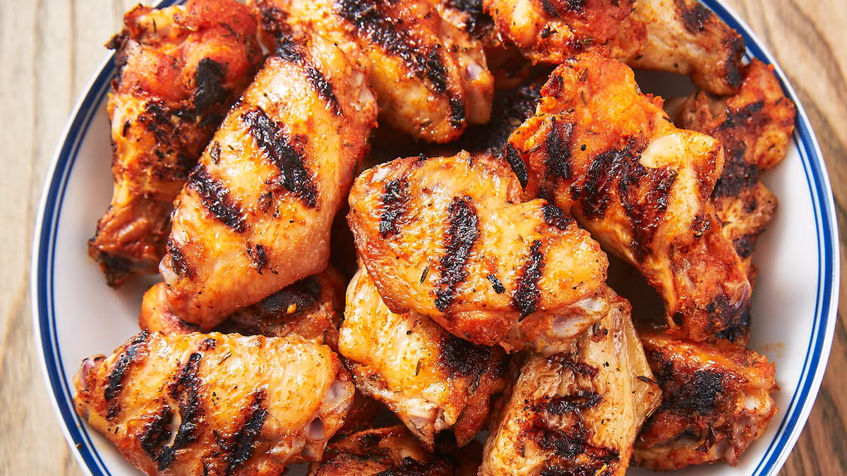 Grill chicken wings
