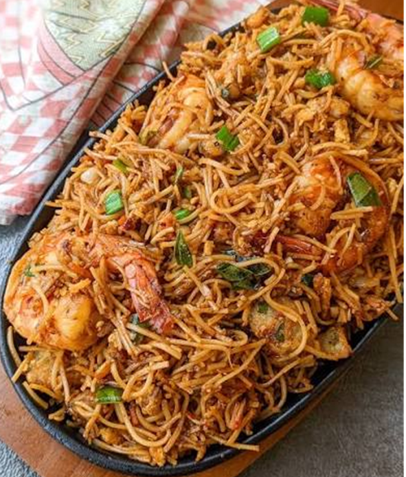 Seafood noodles (half)